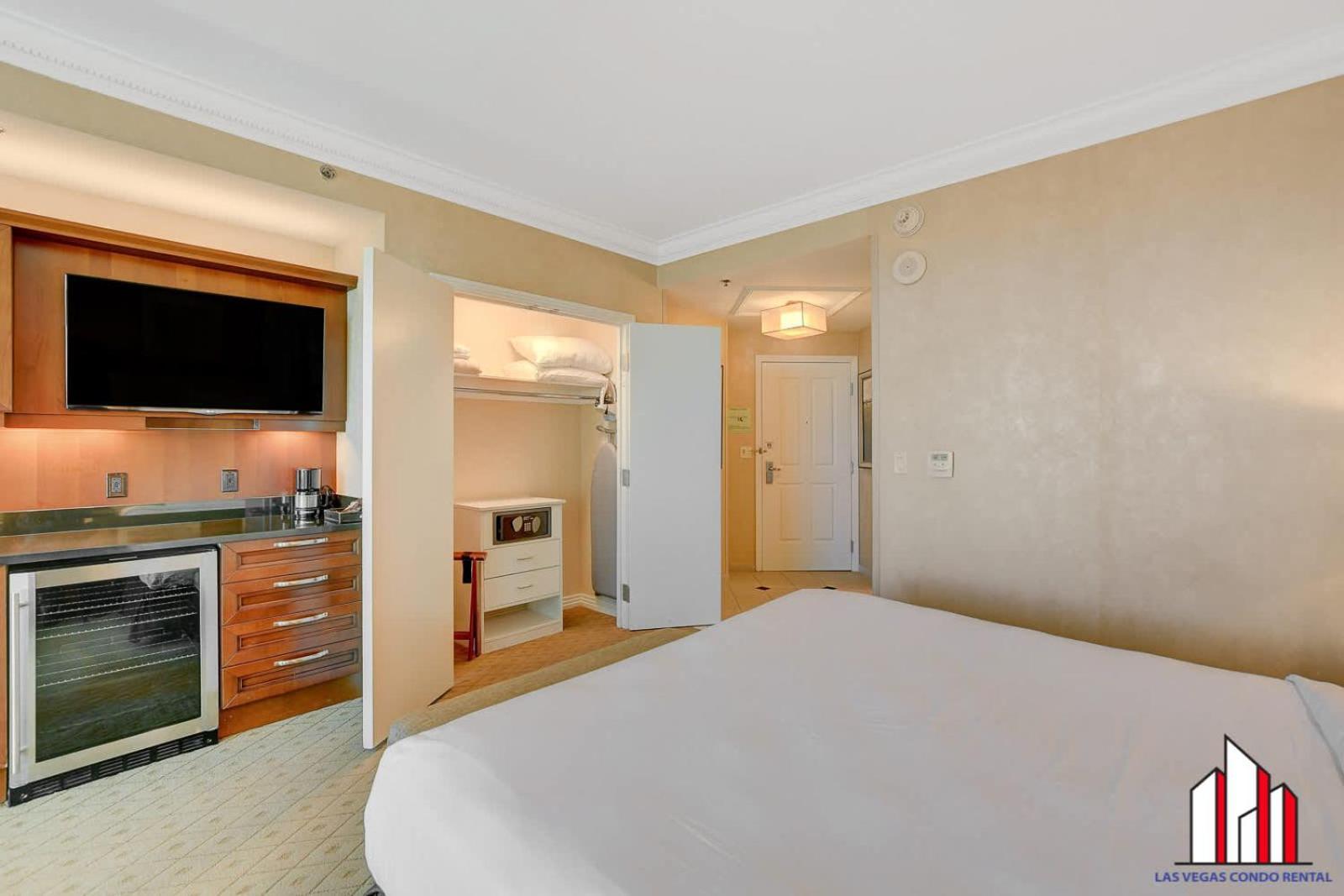 Mgm Signature-12-606 Jacuzzi *