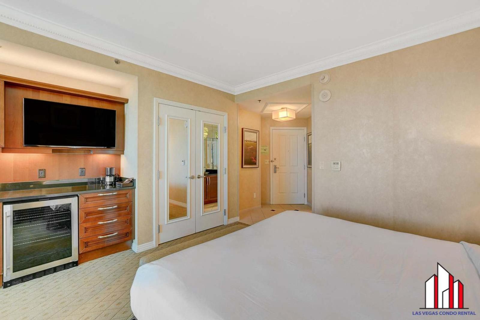 Mgm Signature-12-606 Jacuzzi